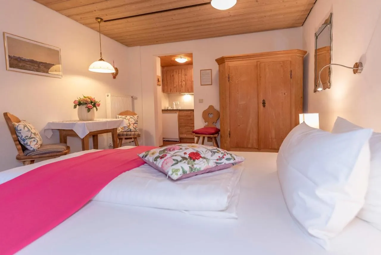 Gaestehaus Bergstueberl Reit im Winkl