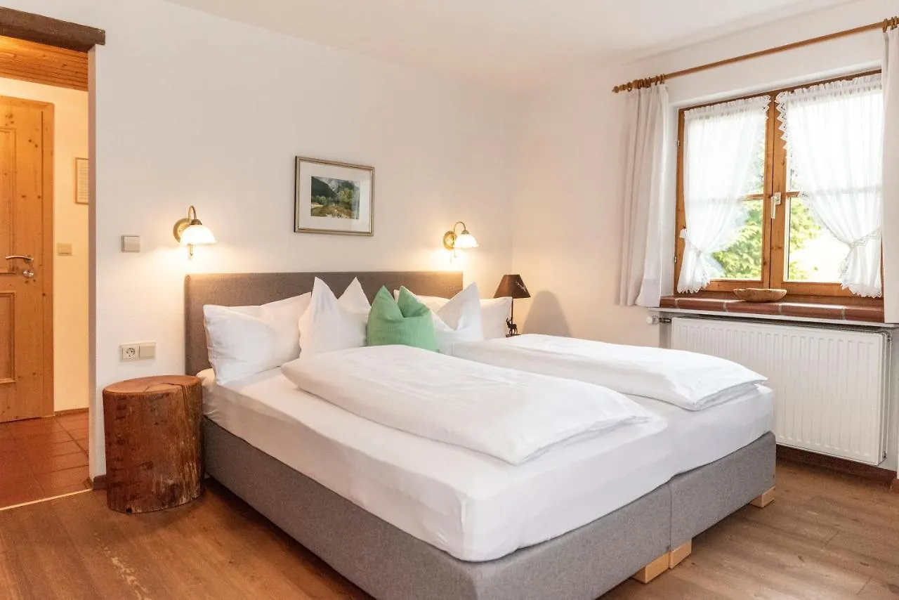 Guest house Gaestehaus Bergstueberl Reit im Winkl