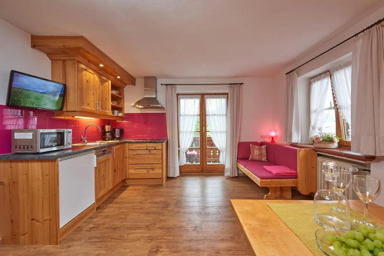 Guest house Gaestehaus Bergstueberl Reit im Winkl